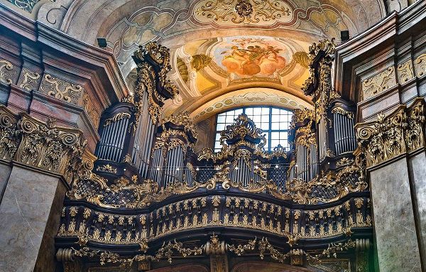Austria-Vienna-Inner City (UNESCO World Heritage Site)-St Peters Church interior